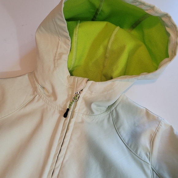 Mondetta Performance Jacket - Picture 9 of 10